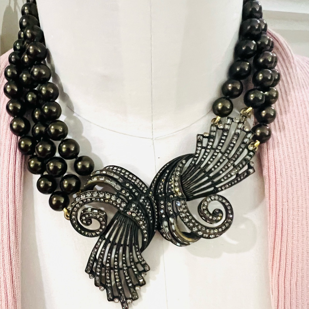 Heidi Daus “ Irresistibly Yours” Early Vintage Art Deco Style Necklace
